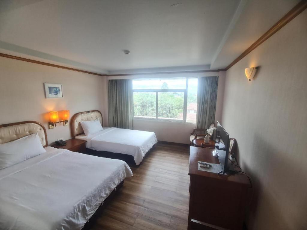 Western Grand Hotel Ratchaburi Banbangkra Kültér fotó
