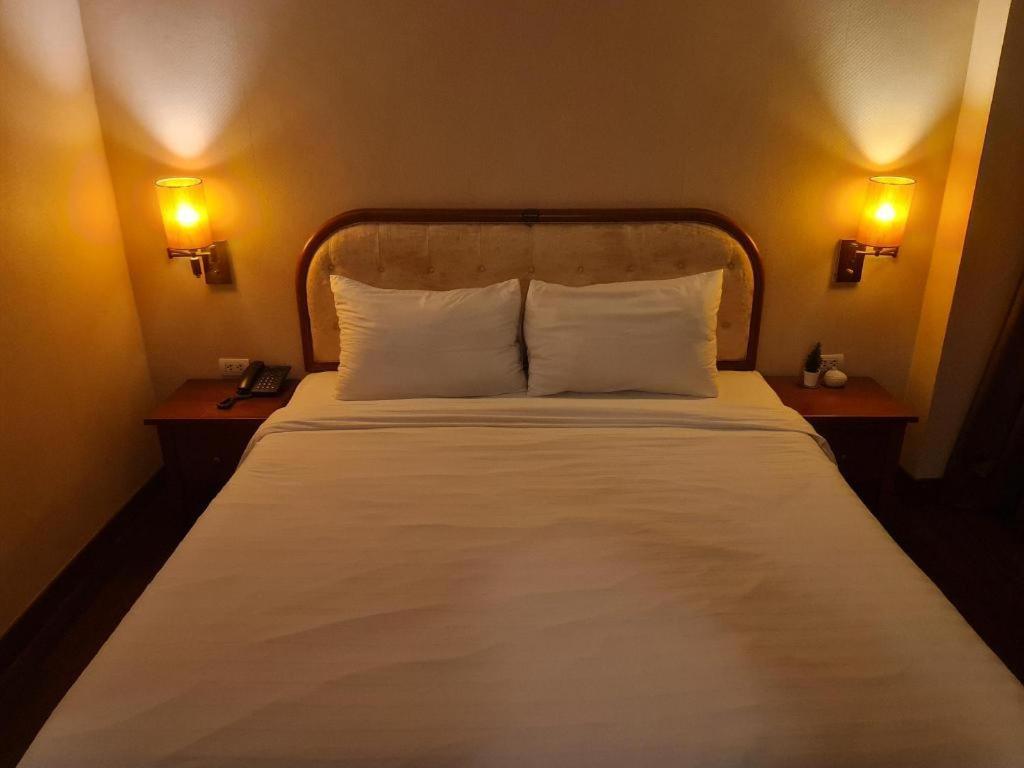 Western Grand Hotel Ratchaburi Banbangkra Kültér fotó
