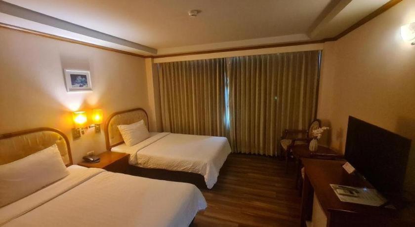 Western Grand Hotel Ratchaburi Banbangkra Kültér fotó