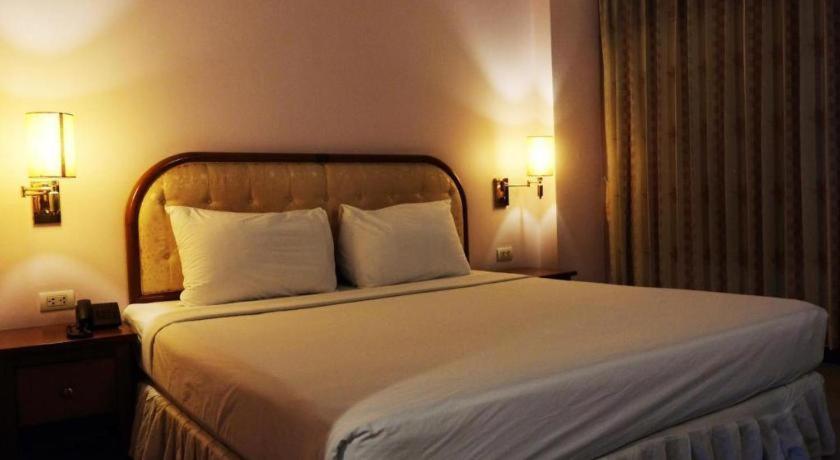 Western Grand Hotel Ratchaburi Banbangkra Kültér fotó