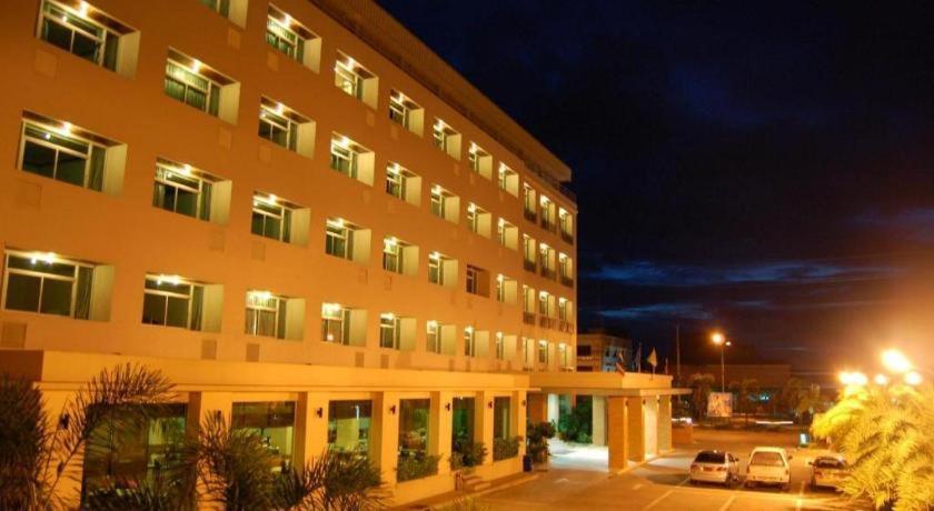 Western Grand Hotel Ratchaburi Banbangkra Kültér fotó